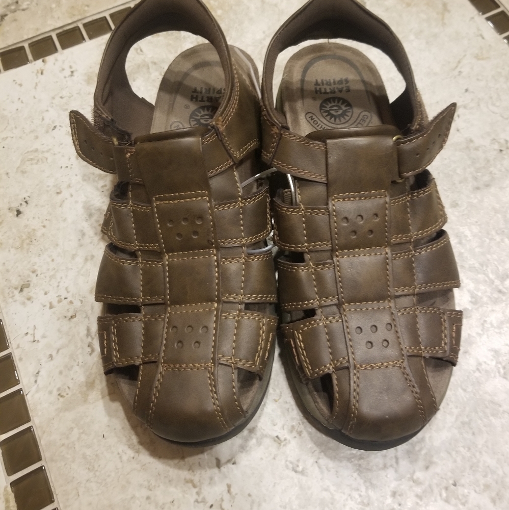 Mens Earth Spirit Sandals EUC